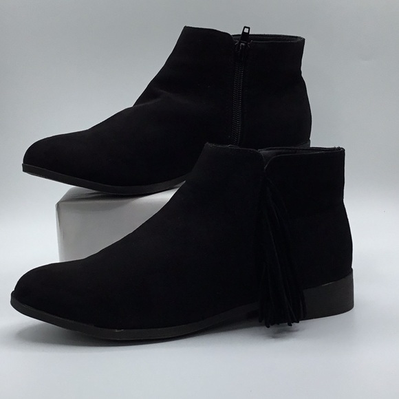 New Madden Girl black suede booties - Picture 2 of 7